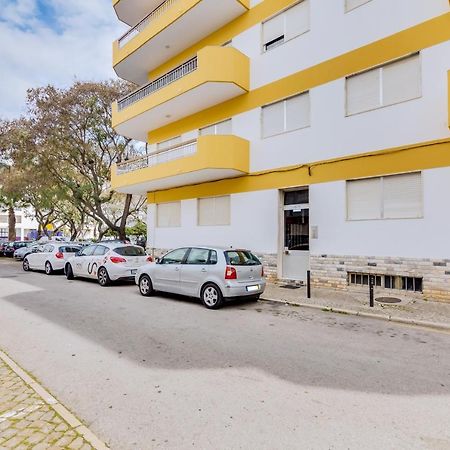 Quarteira 2Br - Near The Beach At Homesbyfc Kültér fotó