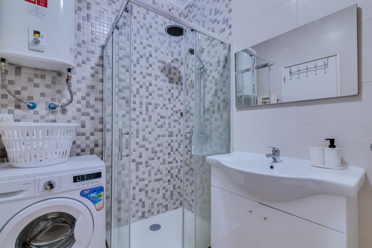 Quarteira 2Br - Near The Beach At Homesbyfc Kültér fotó