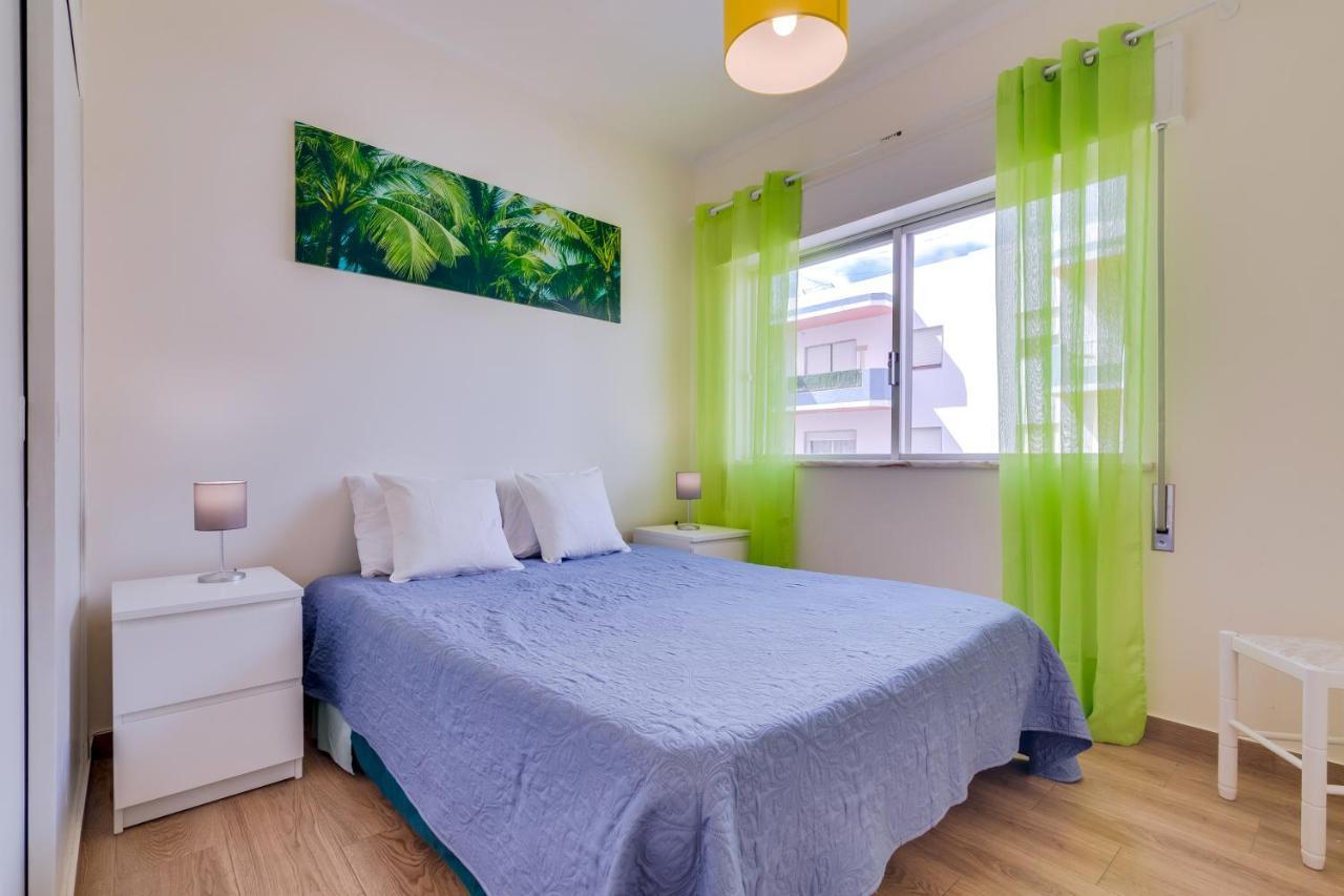 Quarteira 2Br - Near The Beach At Homesbyfc Kültér fotó