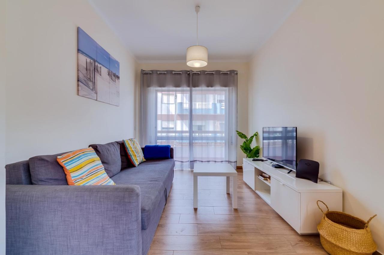 Quarteira 2Br - Near The Beach At Homesbyfc Kültér fotó